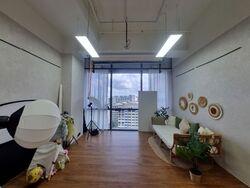 Woods Square (D25), Office #451695741